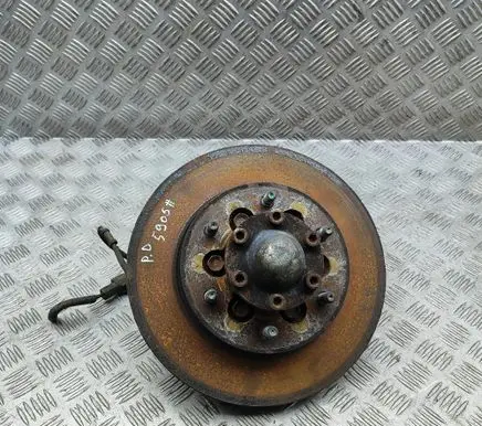 Isuzu D-Max Front wheel hub 8983039000