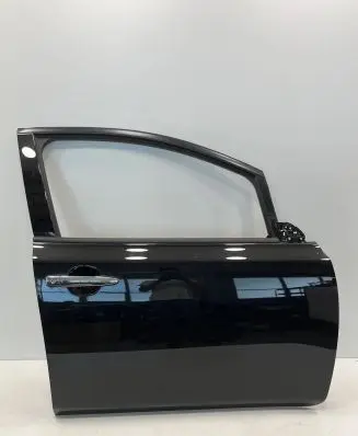Nissan Leaf II (ZE1) Front door