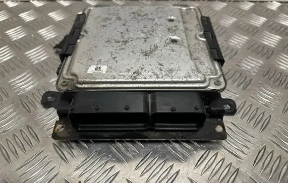 Volkswagen Tiguan Engine control unit/module 03L906022RP