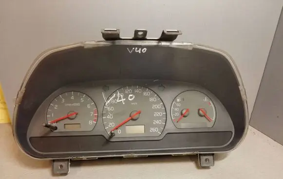 Volvo S40, V40 Speedometer (instrument cluster) 30883048 30858334 OP0200029
