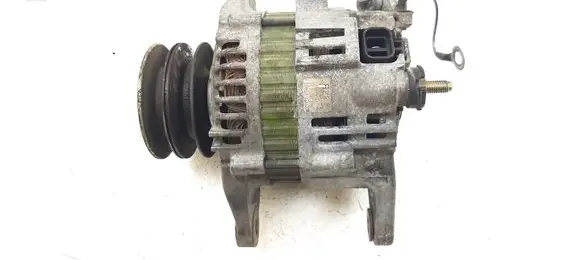 Nissan Navara D22 Generator/alternator 231007T403