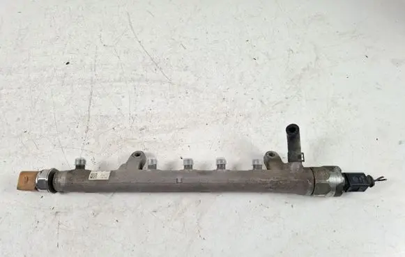 Volkswagen Caddy Fuel main line pipe 03L906051