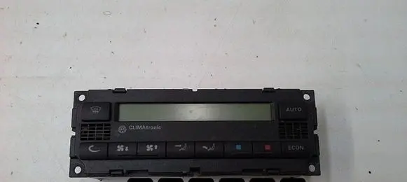 Volkswagen PASSAT B5.5 Climate control unit