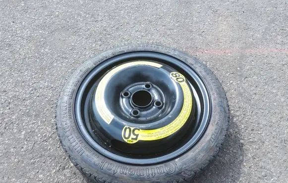 Volkswagen Polo III 6N 6N2 6NF R14 spare wheel 6N0601025G