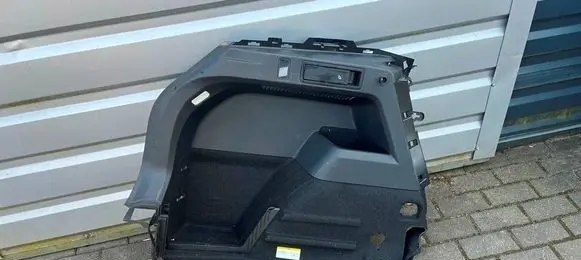 Volkswagen Tiguan Tailgate/trunk side cover trim 571867427