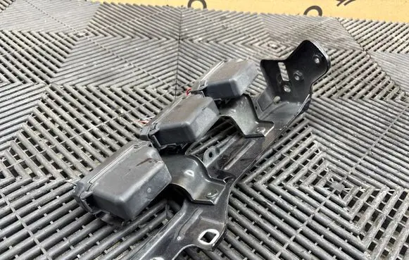 Alfa Romeo Giulia Fender mounting bracket