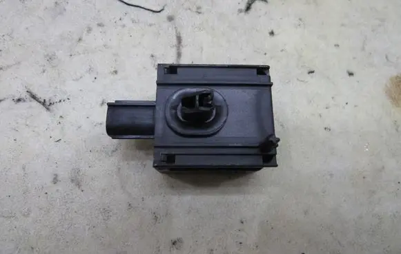Mazda CX-5 Fan control module KD45676B1