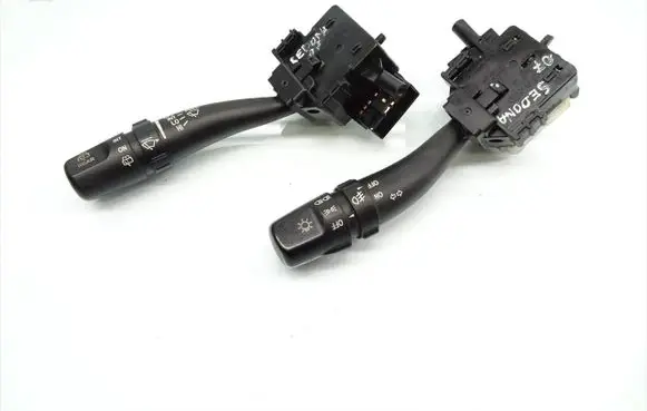 KIA Carnival Wiper turn signal indicator stalk/switch 93410-4D600 93420-4D500