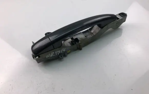 Peugeot 208 Front door exterior handle 9101GH