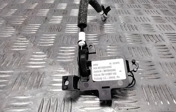 BMW 3 E90 E91 Sensor 8972002400 25102007400 897200240002