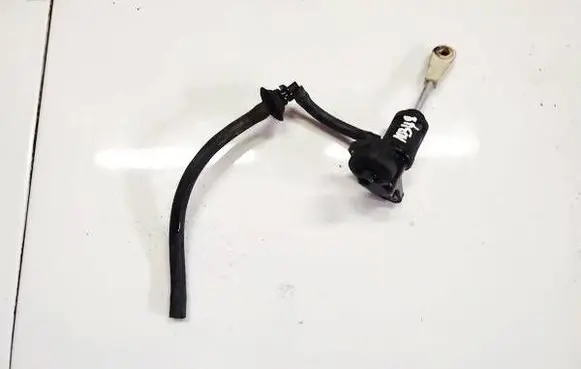 Audi A4 S4 B5 8D Clutch master cylinder 