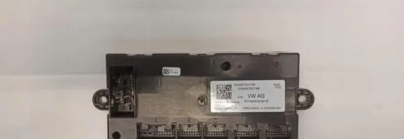 Volkswagen Golf VIII Air conditioner control unit module 5WA907007AB
