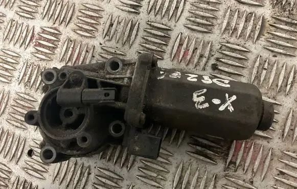 BMW X3 E83 Gearbox-reducer motor 