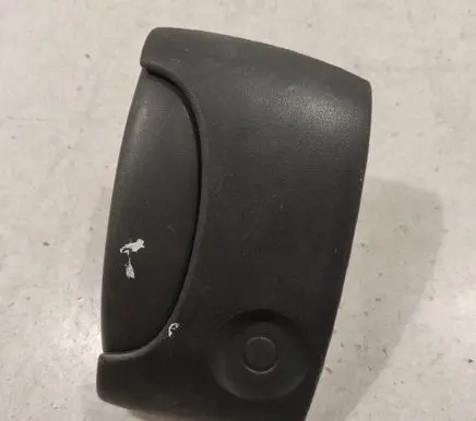 Renault Kangoo I Rear door exterior handle 7700303504