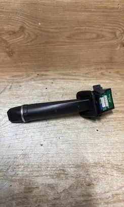 Volvo V70 Wiper control stalk 30739218