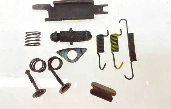 Subaru Outback Handbrake/parking brake pads 