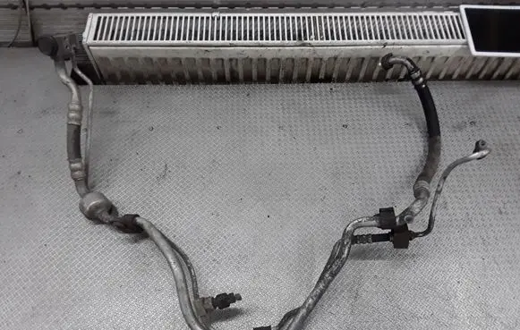 KIA Ceed Air conditioning (A/C) pipe/hose