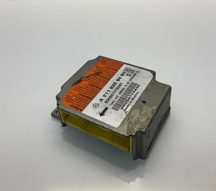 Mercedes-Benz CLS C219 Airbag control unit/module A2118209485 D6V5A17A849 500501170261