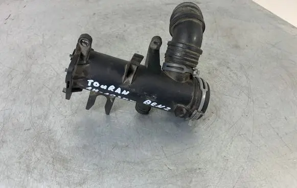 Volkswagen Touran I Engine coolant pipe/hose 03C129617D