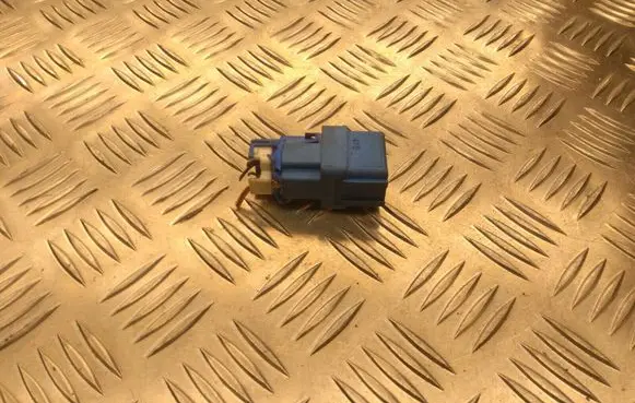Nissan Primera Other relay 252309F900