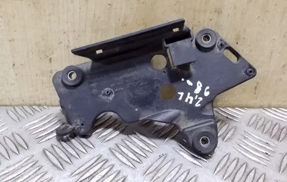 Audi A4 S4 B5 8D Other engine bay part 078133365
