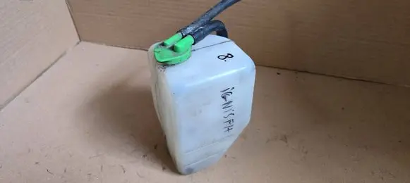 Suzuki Ignis Coolant expansion tank/reservoir 1793178F00 1793260G10 1793360B00