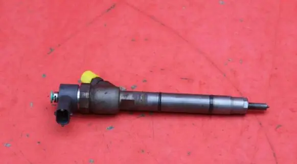 Hyundai i30 Fuel injector 33800-2A900