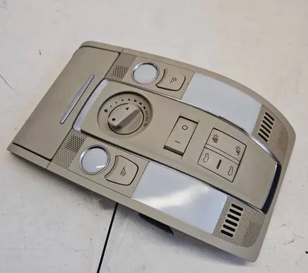 Audi Q7 4L Front seat light 4L0947135Q 4L0951177