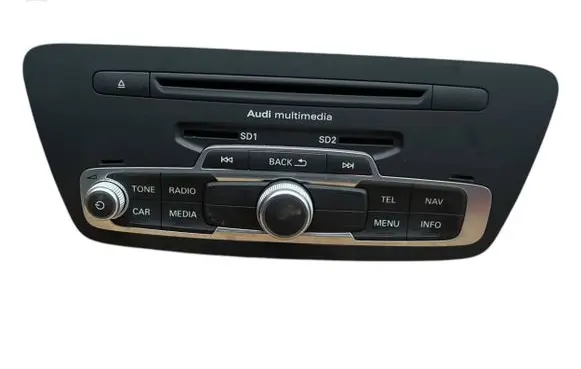 Audi Q3 8U Radio/CD/DVD/GPS head unit 8U0035678 8684170W490