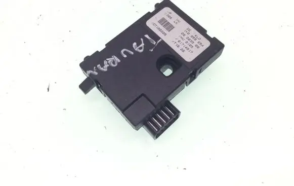 Volkswagen Touran I Other control units/modules 1K0959654