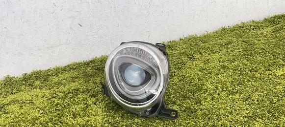 Fiat 500L Headlight/headlamp 81538002