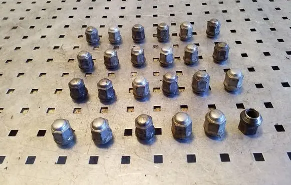 Opel Frontera B Nuts/bolts 