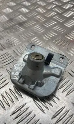 Volvo S60 Tailgate exterior lock 31253043