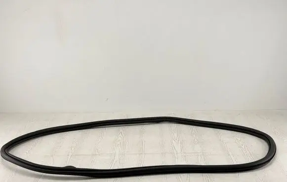 Audi A1 Rubber seal rear door 