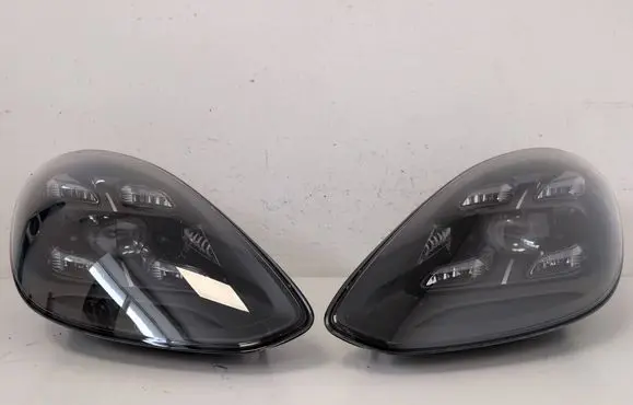 Porsche Panamera (971) Headlights/headlamps set 973941036 973941035
