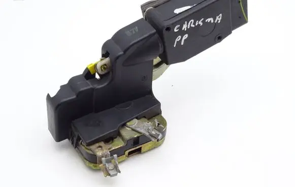 Mitsubishi Carisma Front door lock 