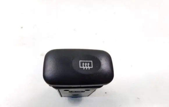 KIA Clarus Windscreen/window heater switch