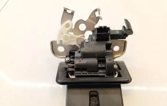 Audi Q5 SQ5 8R Tailgate/trunk/boot lock/catch/latch 8R0827505