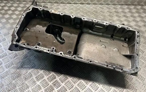 BMW 5 E60 E61 Oil sump 7788431 7788318 7788423