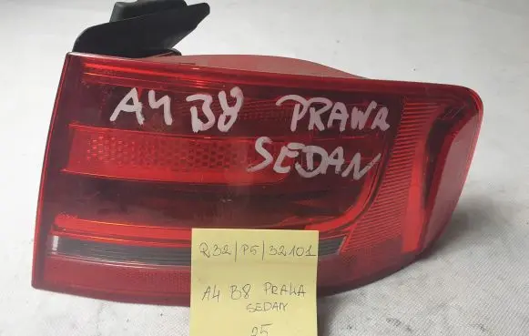 Audi A4 S4 B8 8K Rear/tail lights 8K5945096
