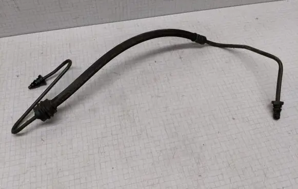 Volkswagen Golf V Clutch pipe/line 