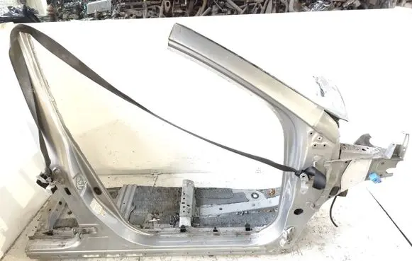 Toyota RAV 4 (XA40) Front sill (body part) 