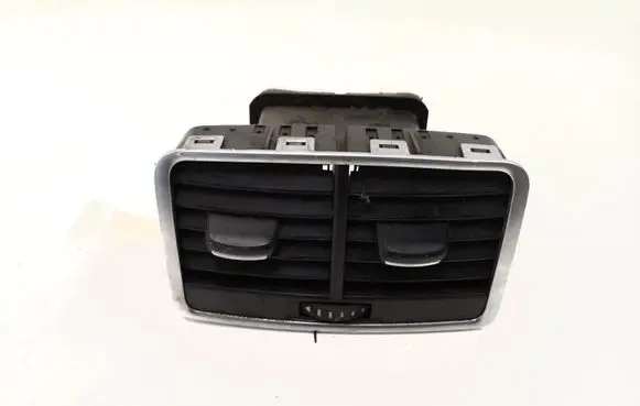 Rear air vent grill