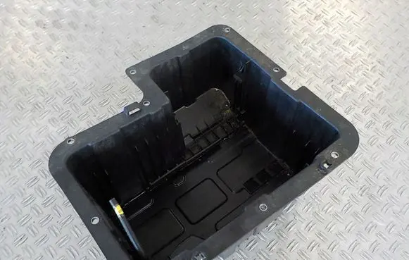 Man TGE 1gen Battery box tray 7C0801283