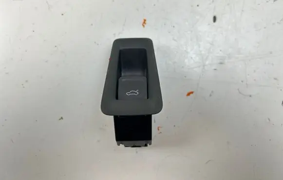 Volkswagen ID.4 Tailgate opening switch 11A868247