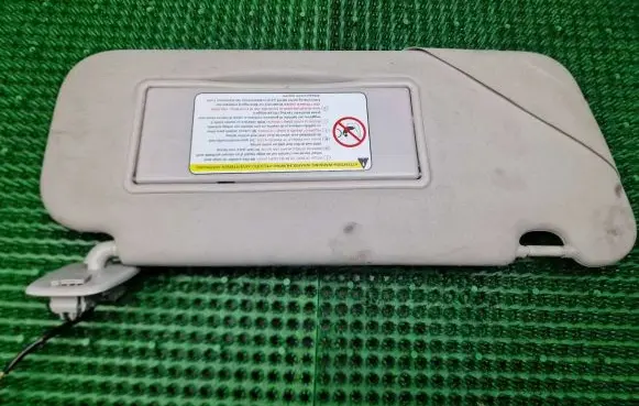 Peugeot 407 Sun visor