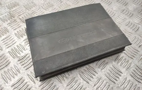 Hyundai i30 Owners service history hand book 