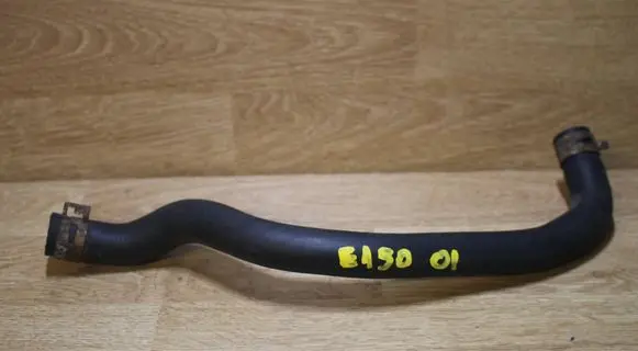 Toyota Auris 150 Coolant pipe/hose 