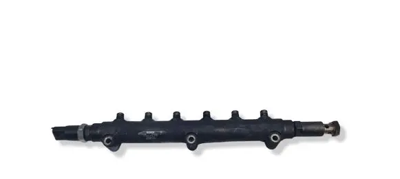 Volvo S60 Fuel main line pipe 8658252 0445215010 0281002527