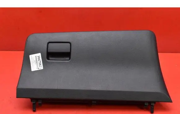 Toyota Yaris Glove box 